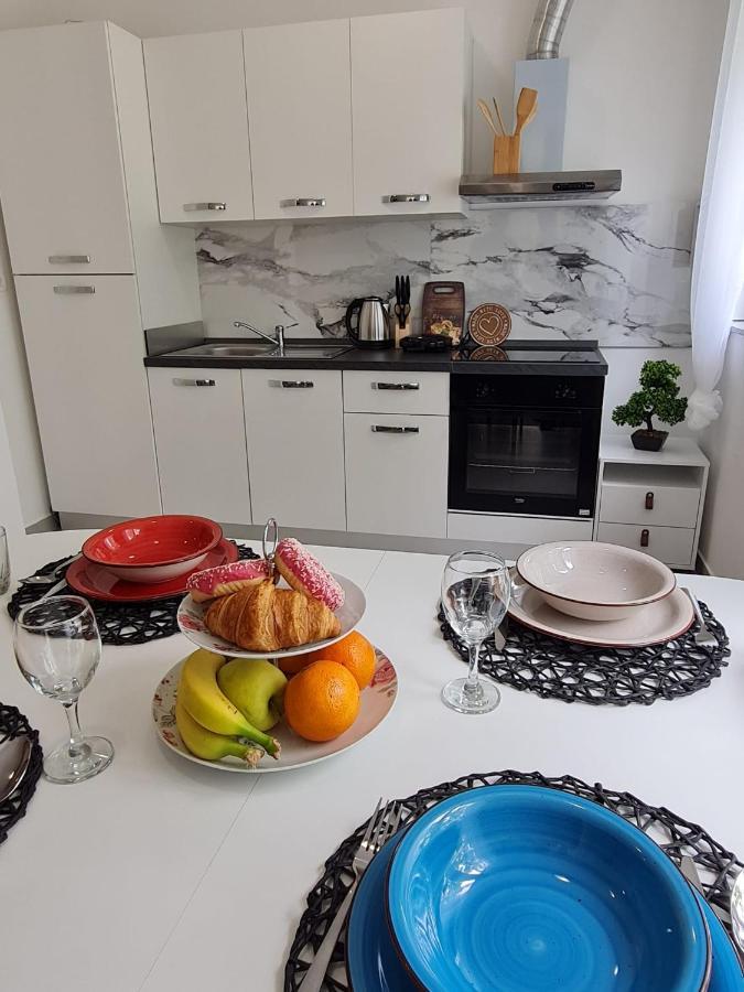 Apartment Alea Сень Екстер'єр фото