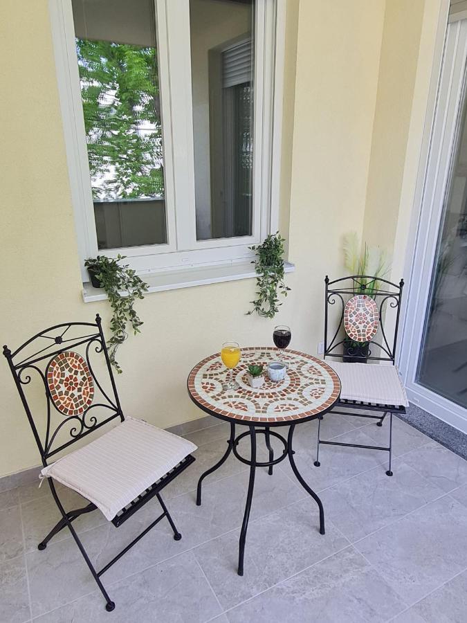 Apartment Alea Сень Екстер'єр фото